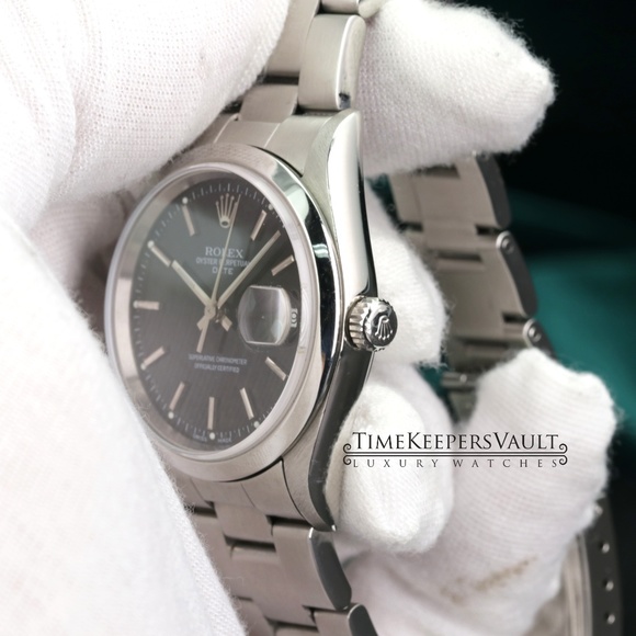 Rolex Date Size Black Dial 34mm Watch - Picture 2 of 4